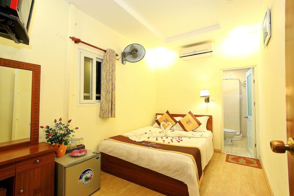 Hanoi Zesty Hotel Стая снимка