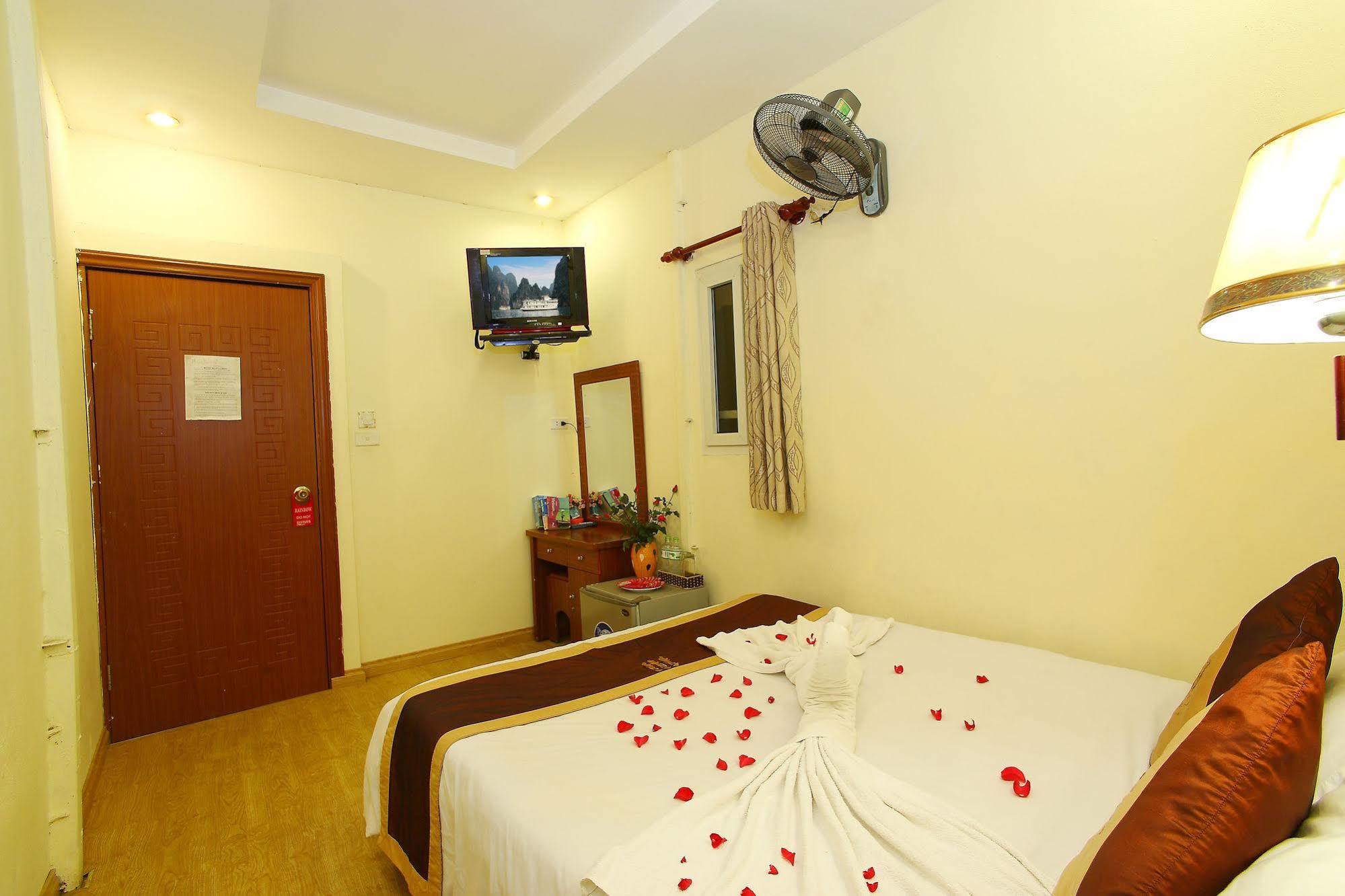 Hanoi Zesty Hotel Екстериор снимка